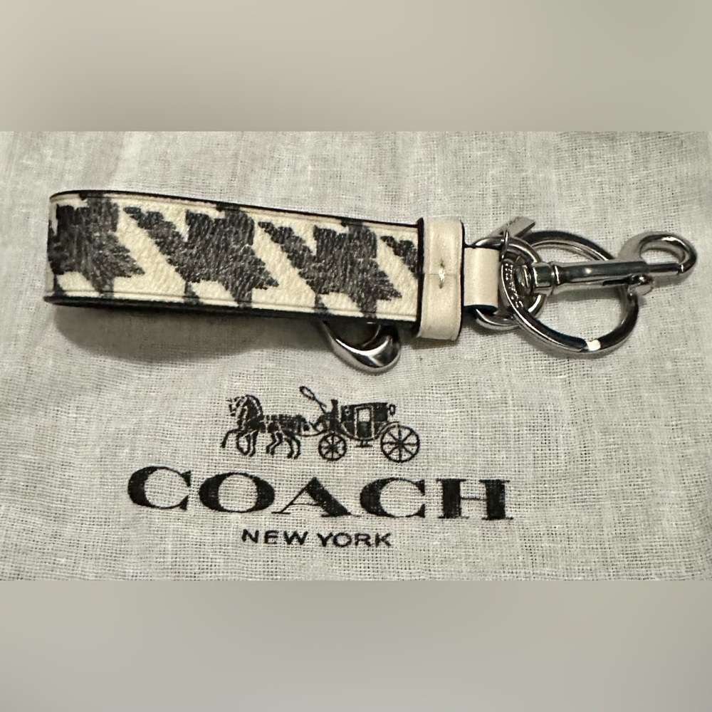 Coach Signature Monogram Wristlet Strap in Cream and Black - Picture 2 of 4
